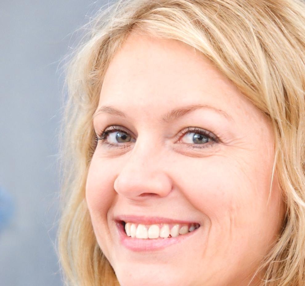 Portrait professionnel de Sophie Laurent, experte en analyse financière
